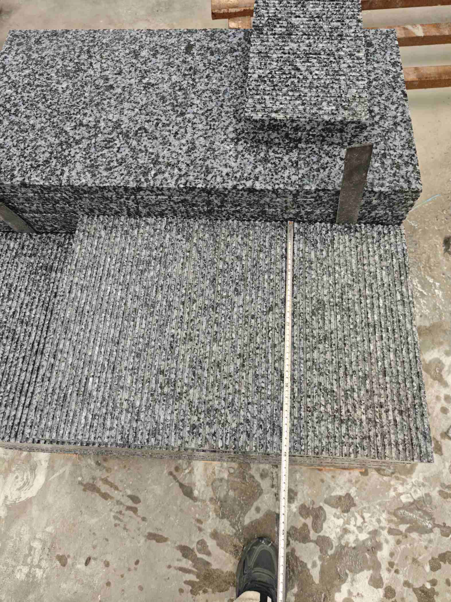 忻州芝麻黑拉丝面